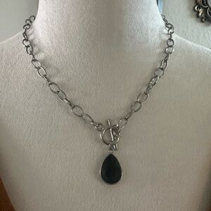 Black Teardrop Gem & Chain Necklace 🖤